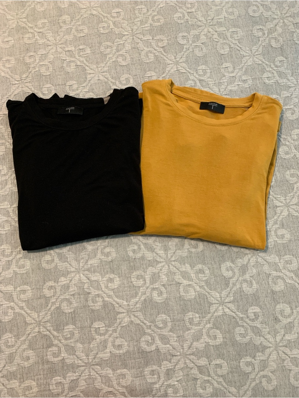 BUNDLE Tahari Long Sleeve Blouses in Black and Mustard (Size XS)